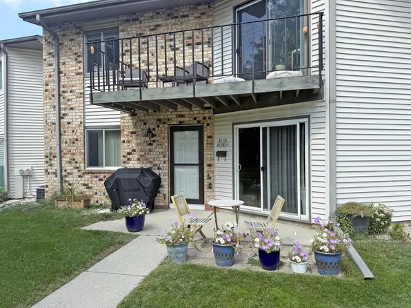 W170N11411 Armada DRIVE #5, Germantown, WI 53022