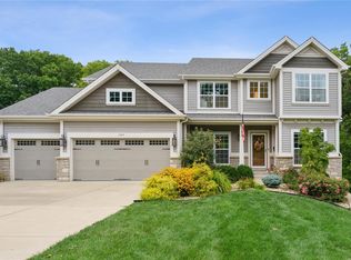 1329 Grandview Dr, Saint Louis, MO 63122