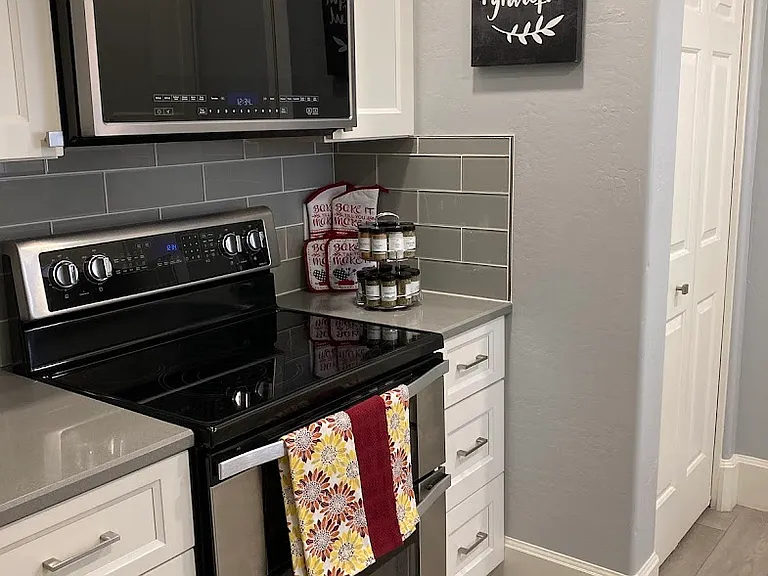 438 Desert Poppy Dr — Photo 10