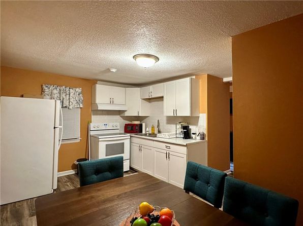 800 Oakland Beach Ave APT A