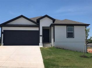 103 NW Granny Smith St, Gentry, AR 72734