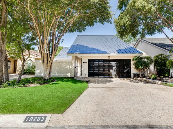 19203 W Birdsong, San Antonio, TX 78258