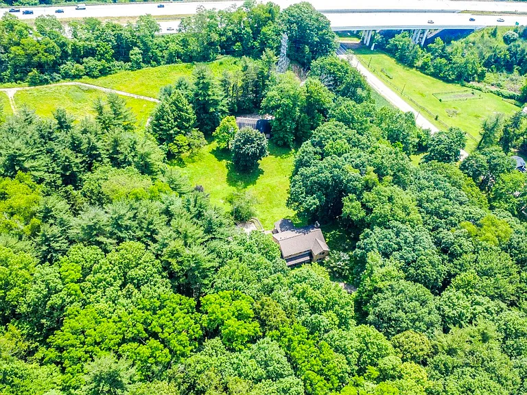 3423 Yellow Creek Rd — Photo 104