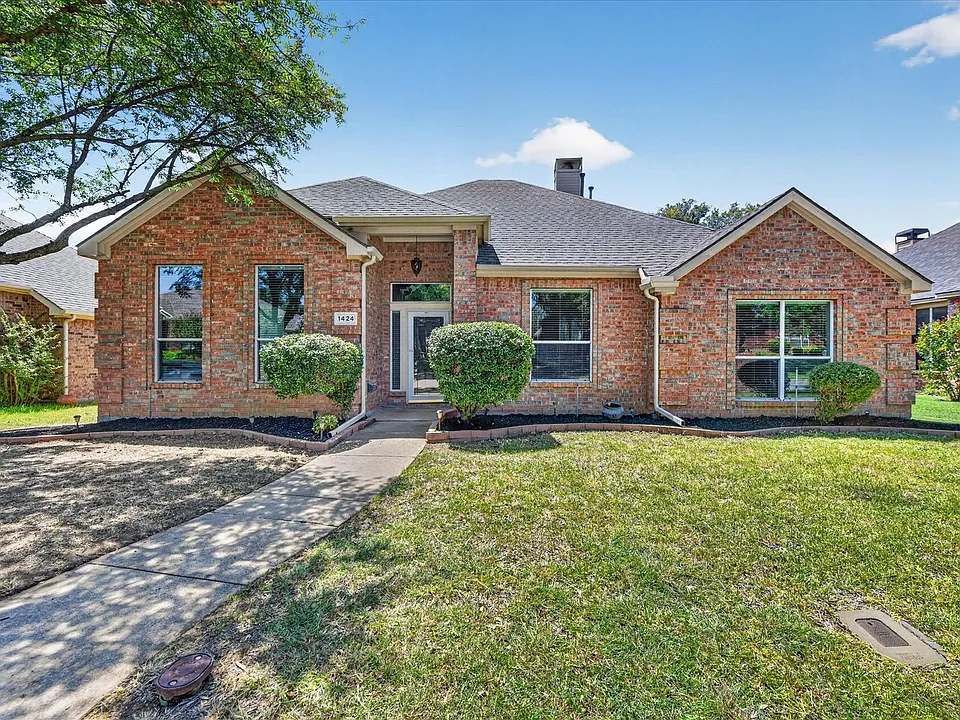 1424 Mayflower Ln