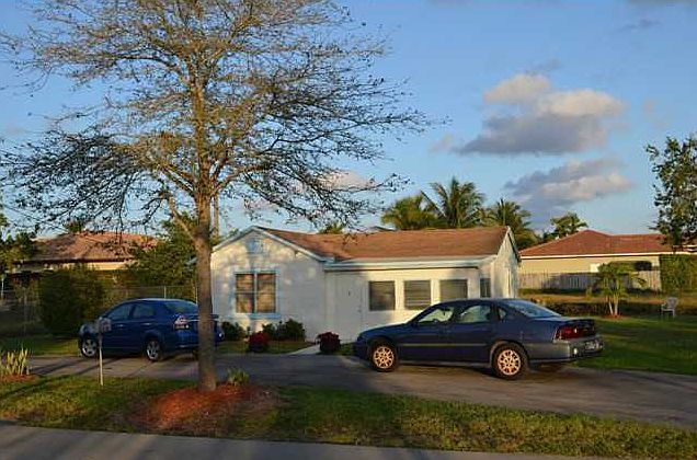 2nd image of 2701 NW 102nd Ave