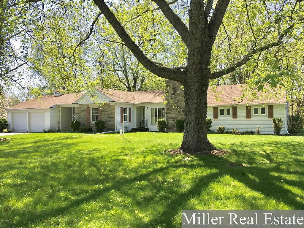 7581 Woodland Rd, Lake Odessa, MI 48849 Zillow