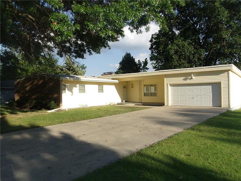 1st image of 7921 Ella Ave