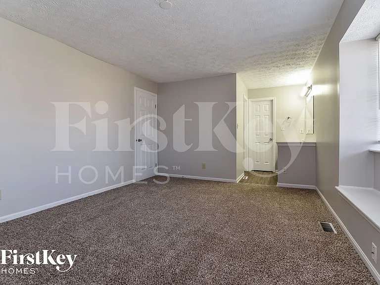 5844 Timber Lake Blvd — Photo 8