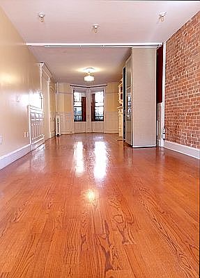 1st image of 732A Jefferson Ave APT 1