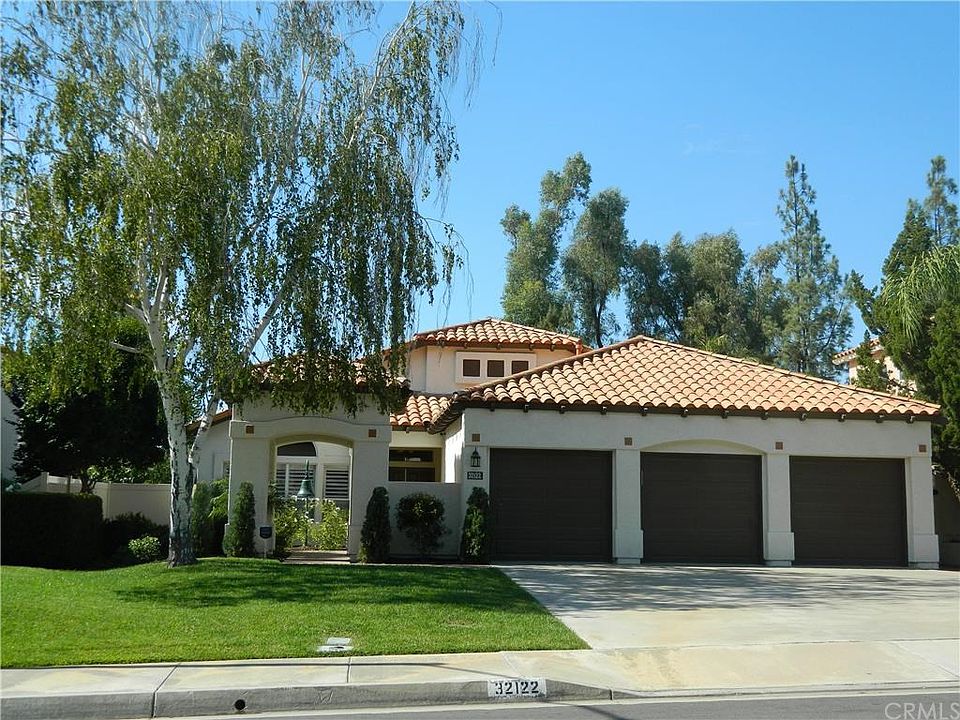 1st image of 32122 Calle Resaca