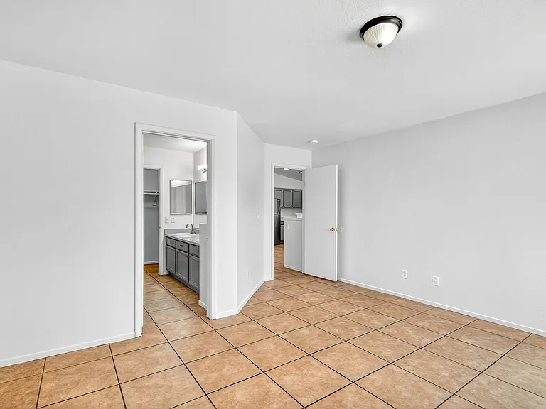 5683 Halvern Ave — Photo 5