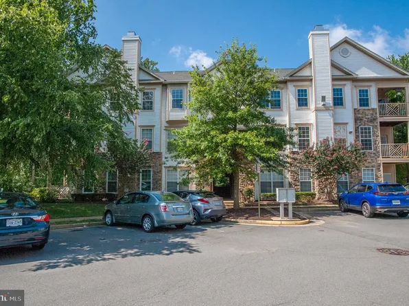 5958 Founders Hill Dr Unit 101B, Alexandria, VA 22310
