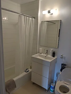 Rented by Stonehenge NYC LLC | media 38