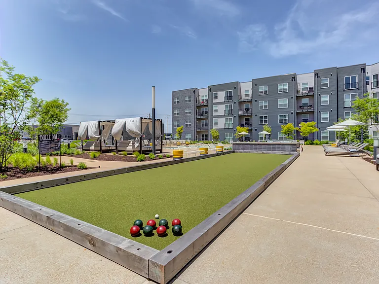 Sunnen Station Apartments — Photo 19