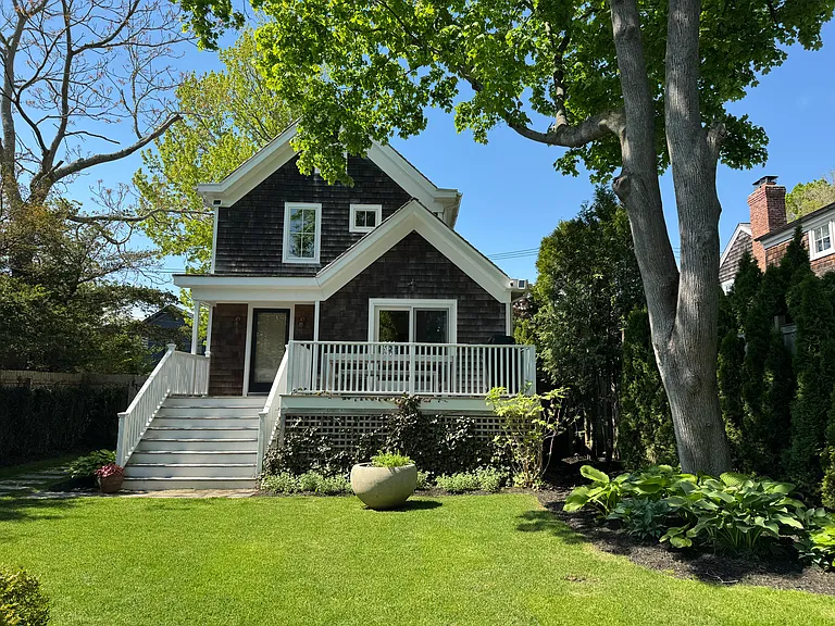 132 Jermain Ave — Photo 19