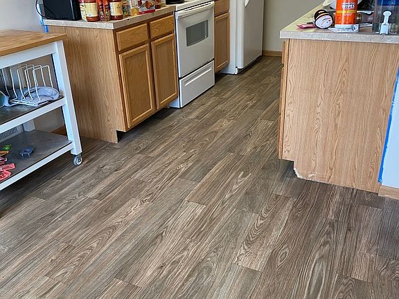 Eat in kitchen