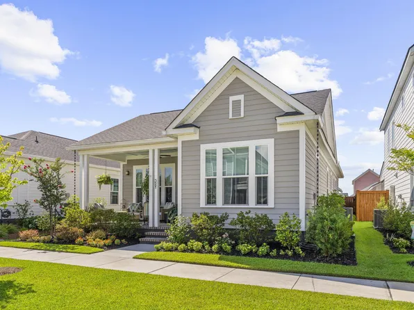 321 Eclipse St, Summerville, SC 29486