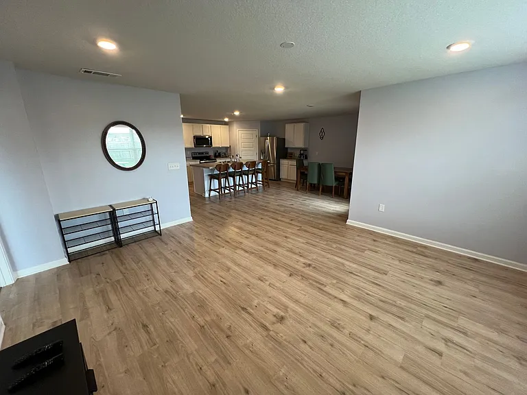 5276 Peach Dr — Photo 4