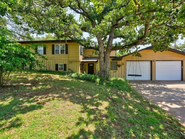 3020 Short Dr, Edmond, OK 73034