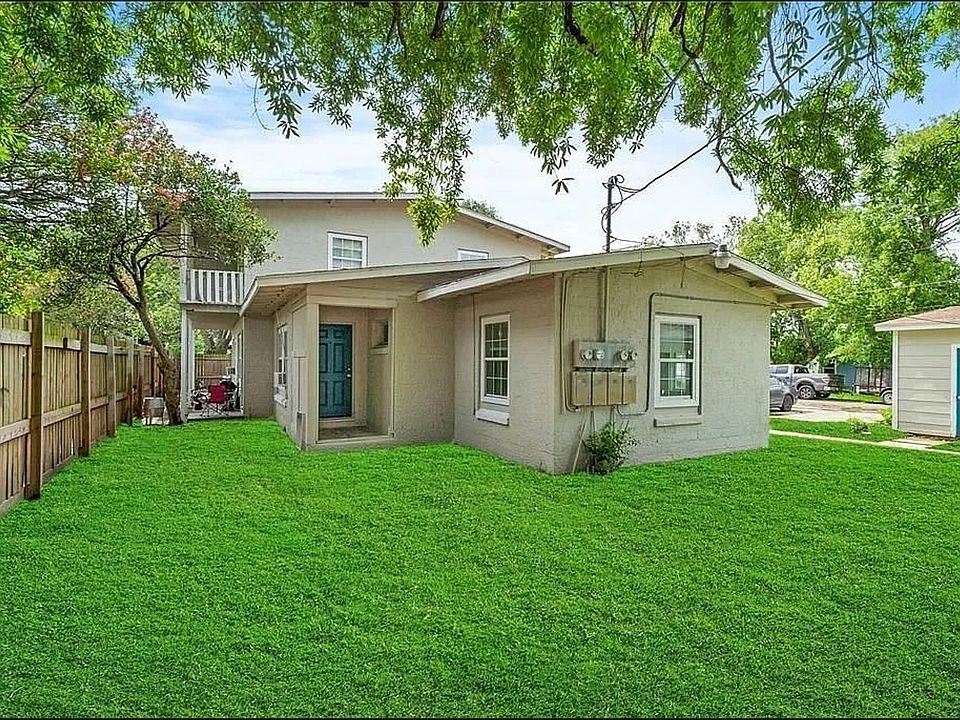 2nd image of 818 3rd Ave N APT 26