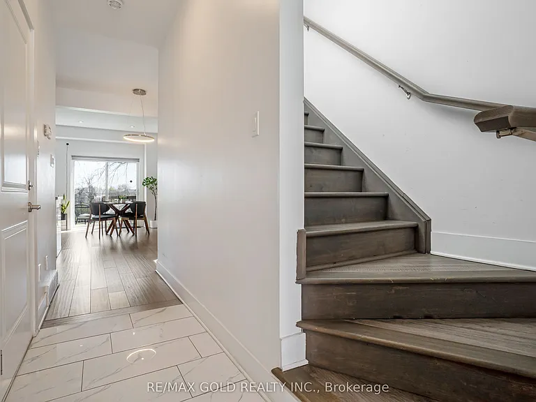 2621 Holbrook Dr #8 — Photo 14