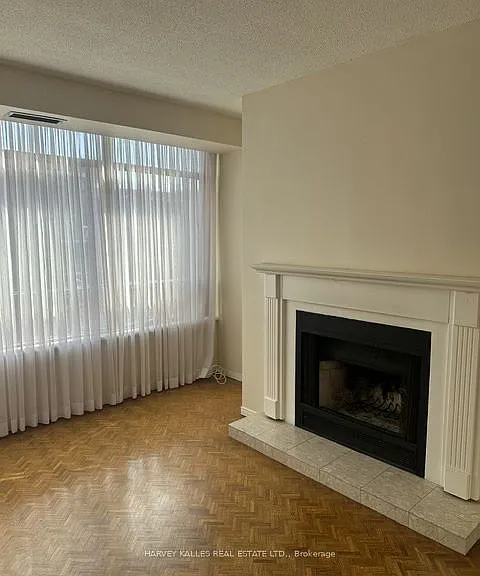 18 Lower Village Gate #Penthouse 4 — Photo 8