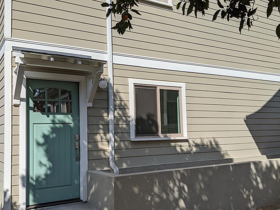 1st image of 2621 Huron St
