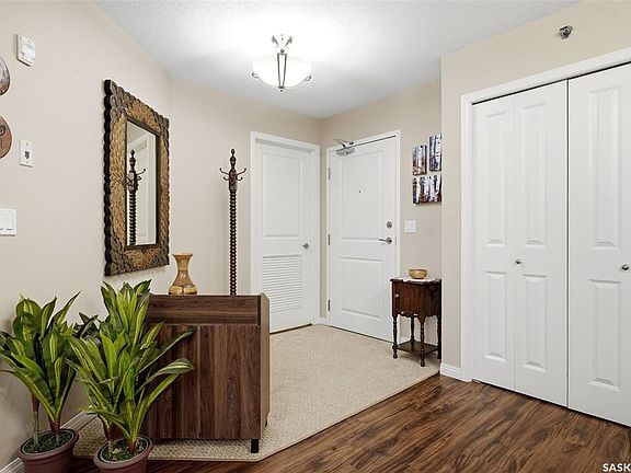 3rd image of UNIT 449-3605 Albert STREET