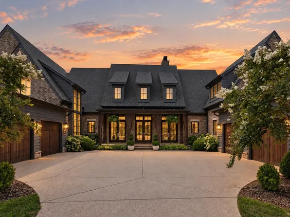 9289 Fordham Dr, Brentwood, TN 37027