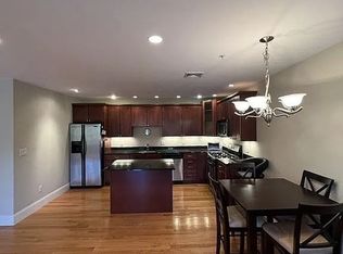 87 Franklin St Unit 203, Quincy, MA 02169