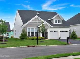 69 Starlight Dr, Monroe Township, NJ 08831