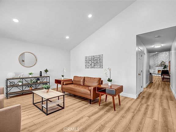 2nd image of 8402 Crescent Ave