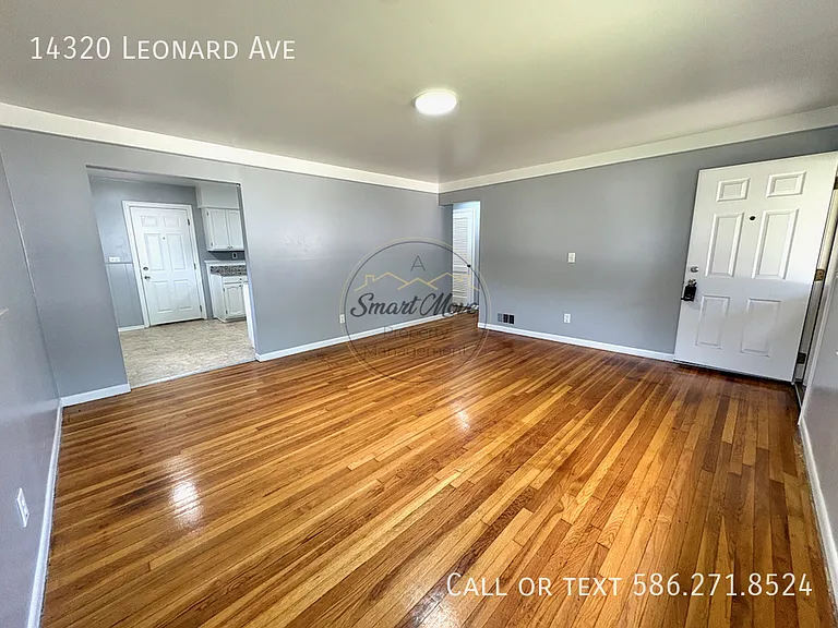 14320 Leonard Ave — Photo 4