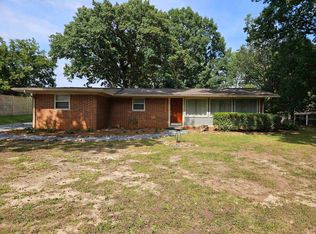 1609 Forest Rd, Statesville, NC 28625