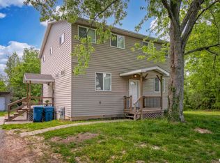 10551 Pasadena Rd, Carbondale, IL 62901