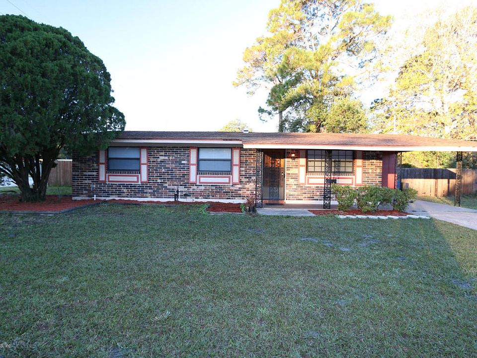 1st image of 2460 Eastill Dr