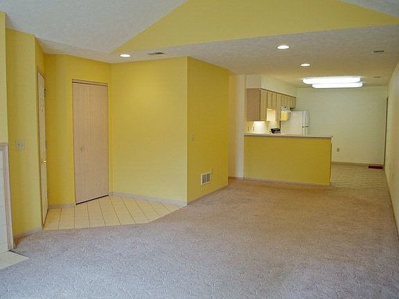 3rd image of 1820 Whippoorwill Ln