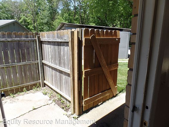 4th image of 1501 Franklin St #12559336