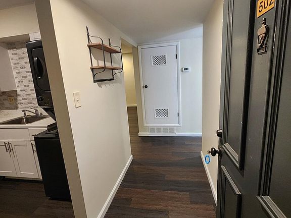 3rd image of 3636 Taliluna Ave APT 502