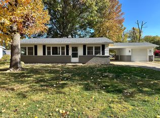 702 Pleasant Dr, Crawfordsville, IN