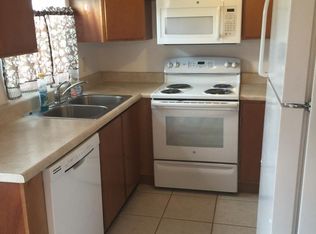 435 Fulton St NE APT 2, Largo, FL 33771