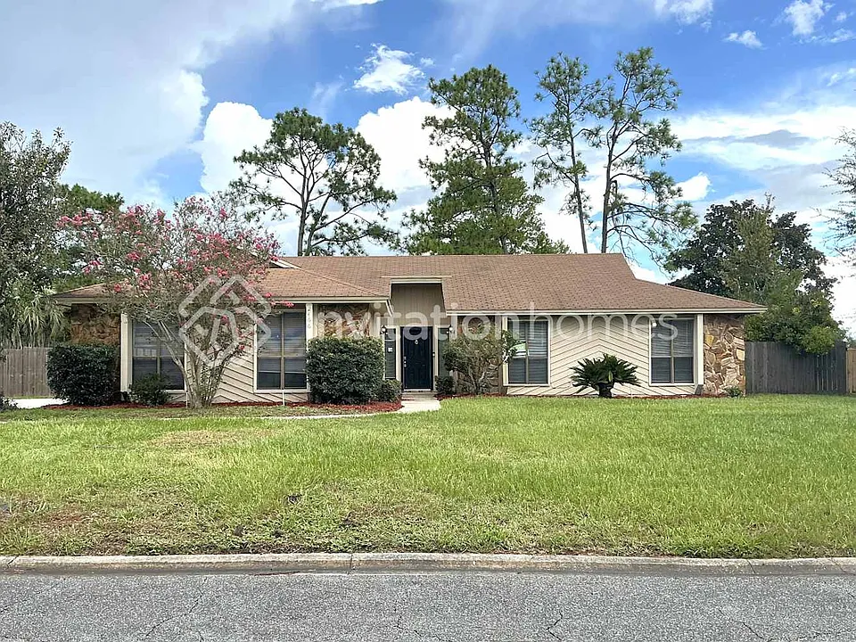 2466 Ridgecrest Ave
