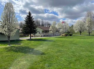 78 Briarcliff Dr, Kingwood, WV 26537