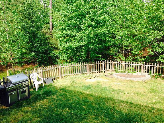 4th image of 912 Stonemeadow Dr