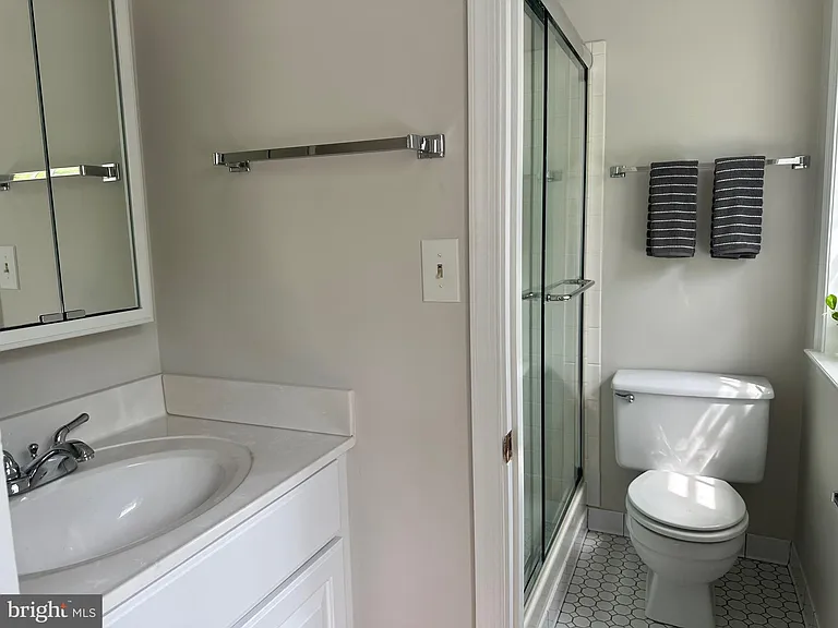 4847 Chevy Chase Dr #172 — Photo 21