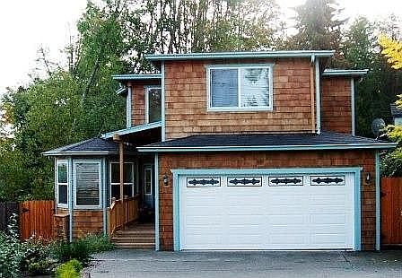 Contemporary Cape Cod Home, minutes from Kingston Ferry