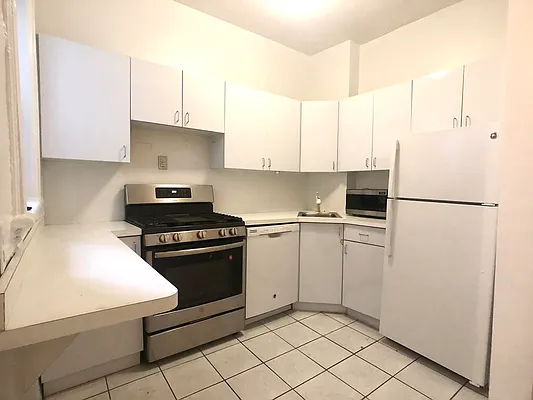 Rented by Highline Residential | media 3