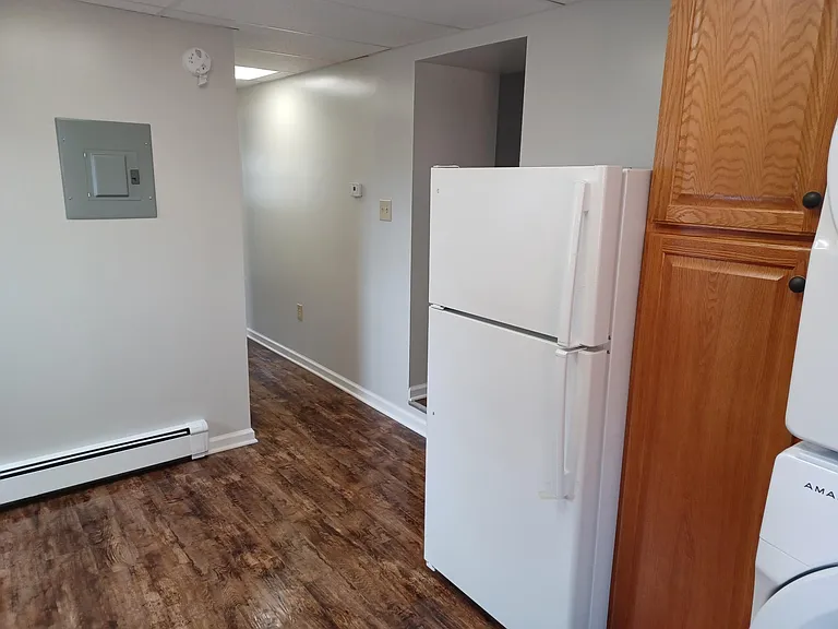 314 13th St #4 — Photo 3