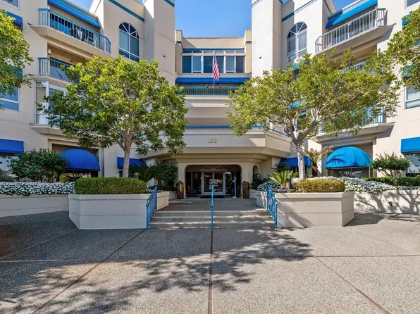 100 Thorndale Dr APT 420, San Rafael, CA 94903