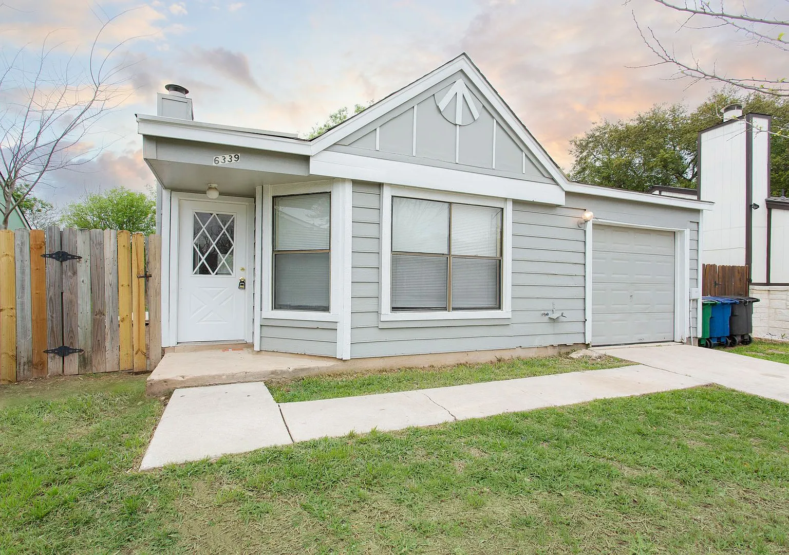 Move in Ready rental home in NW San Antonio! — Photo 1